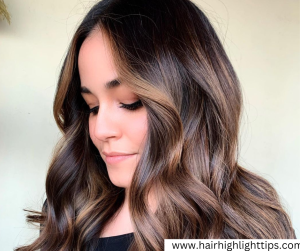 Best 10 Tips For Bleaching Hair Highlights